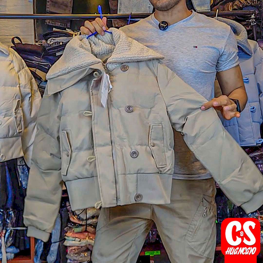 Casaca Mujer “Winter Cozy Chic” con Chalina Integrada – Abrigadora & Coqueta - Imagen 4